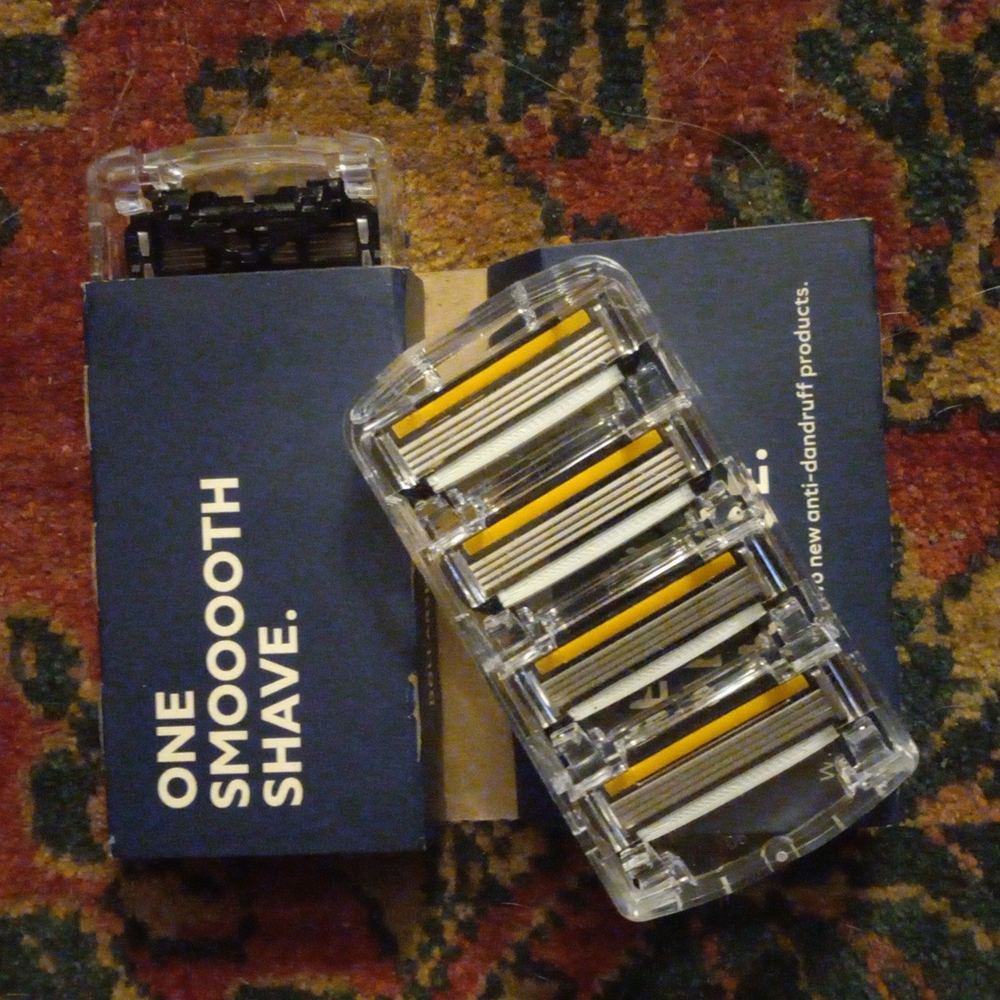Dollor shave club razors 2.    4 packs